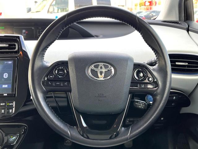 プリウス Sツーリングセレクション 後期 モデリスタエアロ クールグレー内装/合皮シート セーフティセンス 純正ナビ バックカメラ レーダークルーズ シートヒーター 純正17インチブラック塗装AW ハイビームアシスト ETC 禁煙車(9枚目)