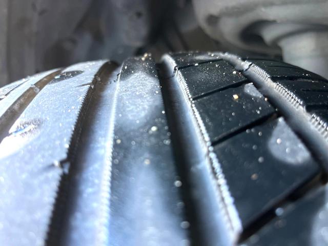 プリウス Sツーリングセレクション 後期 モデリスタエアロ クールグレー内装/合皮シート セーフティセンス 純正ナビ バックカメラ レーダークルーズ シートヒーター 純正17インチブラック塗装AW ハイビームアシスト ETC 禁煙車(37枚目)