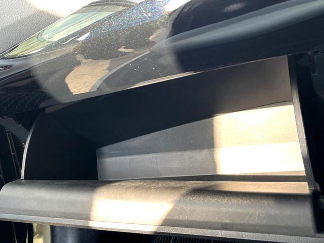 プリウス Sツーリングセレクション 後期 モデリスタエアロ クールグレー内装/合皮シート セーフティセンス 純正ナビ バックカメラ レーダークルーズ シートヒーター 純正17インチブラック塗装AW ハイビームアシスト ETC 禁煙車(47枚目)