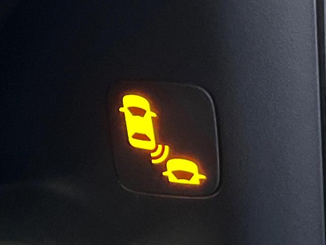 �y�u���C���h�X�|�b�g�C���t�H���[�V�����z���s���A�h�A�~���[�̎��p�ɂȂ�₷���ӏ��Ɍ㑱�Ԃ��ڋ߂���ƃT�C�h�~���[�t�߂Ɍx����\���A�h���C�o�[�ɒ��ӊ��N�����Ă���܂��B