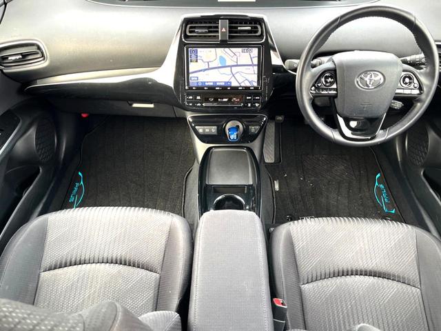 プリウス A 後期 フルモデリスタエアロ モデリスタ18インチAW バックカメラ セーフティセンス ブラインドスポット LEDヘッド パワーシート レーダークルーズコントロール オートマチックハイビーム 禁煙車(2枚目)