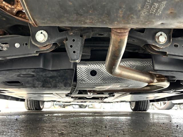 プリウス A 後期 フルモデリスタエアロ モデリスタ18インチAW バックカメラ セーフティセンス ブラインドスポット LEDヘッド パワーシート レーダークルーズコントロール オートマチックハイビーム 禁煙車(20枚目)