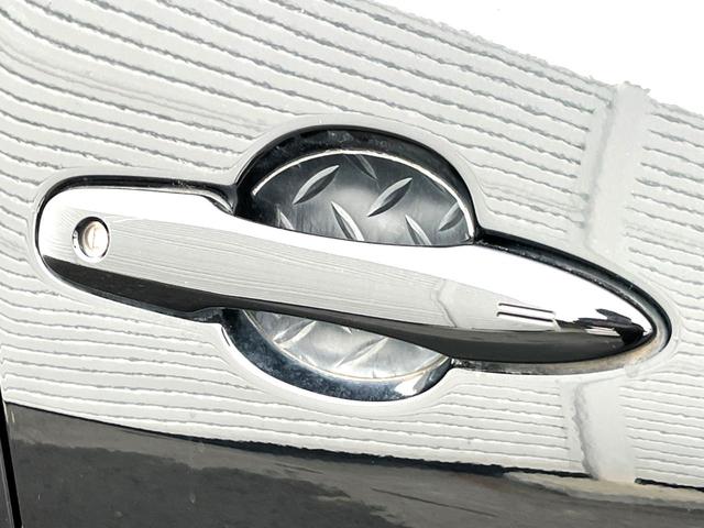 プリウス A 後期 フルモデリスタエアロ モデリスタ18インチAW バックカメラ セーフティセンス ブラインドスポット LEDヘッド パワーシート レーダークルーズコントロール オートマチックハイビーム 禁煙車(32枚目)