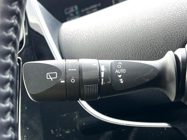 プリウス A 後期 フルモデリスタエアロ モデリスタ18インチAW バックカメラ セーフティセンス ブラインドスポット LEDヘッド パワーシート レーダークルーズコントロール オートマチックハイビーム 禁煙車(42枚目)