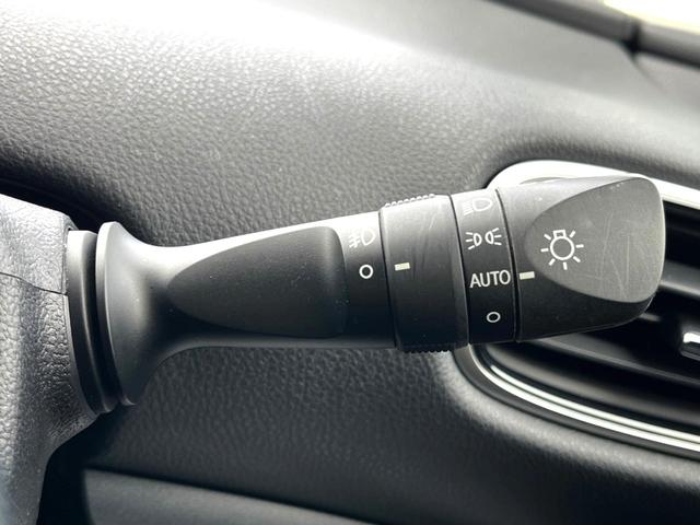 プリウス A 後期 フルモデリスタエアロ モデリスタ18インチAW バックカメラ セーフティセンス ブラインドスポット LEDヘッド パワーシート レーダークルーズコントロール オートマチックハイビーム 禁煙車(43枚目)