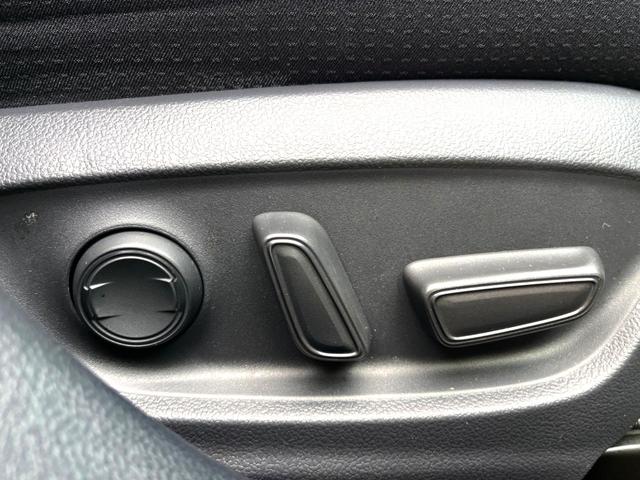 プリウス A 後期 フルモデリスタエアロ モデリスタ18インチAW バックカメラ セーフティセンス ブラインドスポット LEDヘッド パワーシート レーダークルーズコントロール オートマチックハイビーム 禁煙車(45枚目)