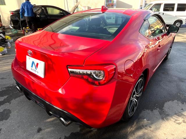 86 GT 純正ナビ クルーズコントロール LEDヘッド 純正17インチAW アルミペダル 純正革巻きステアリング パドルシフト デュアルオートエアコン オートライト 横滑り防止装置 ステアリングスイッチ 禁煙車(17枚目)