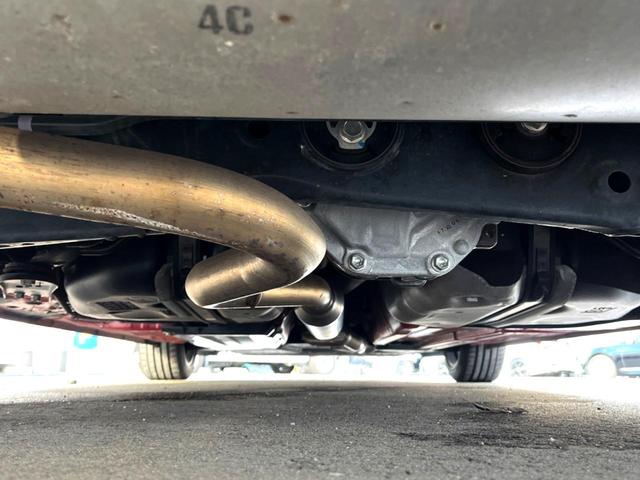 86 GT 純正ナビ クルーズコントロール LEDヘッド 純正17インチAW アルミペダル 純正革巻きステアリング パドルシフト デュアルオートエアコン オートライト 横滑り防止装置 ステアリングスイッチ 禁煙車(19枚目)