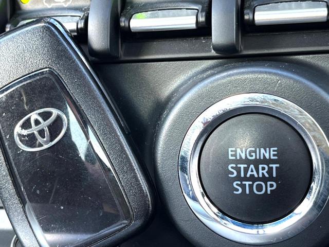 86 GT 純正ナビ クルーズコントロール LEDヘッド 純正17インチAW アルミペダル 純正革巻きステアリング パドルシフト デュアルオートエアコン オートライト 横滑り防止装置 ステアリングスイッチ 禁煙車(49枚目)