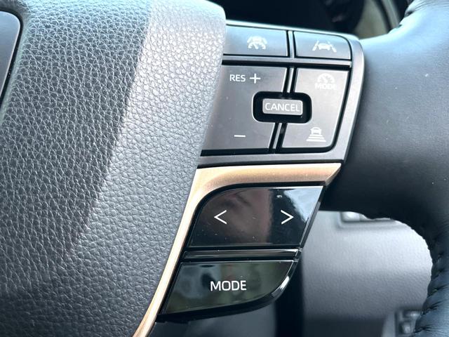 クラウンクロスオーバー Gアドバンスド・レザーパッケージ モデリスタエアロ デジタルインナーミラー セーフティセンス 純正12.3インチディスプレイオーディオ パノラミックビュー 黒革 メモリー付パワーシート シートベンチレーション 4眼LEDヘッド 禁煙(8枚目)