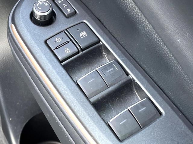 クラウンクロスオーバー Gアドバンスド・レザーパッケージ モデリスタエアロ デジタルインナーミラー セーフティセンス 純正12.3インチディスプレイオーディオ パノラミックビュー 黒革 メモリー付パワーシート シートベンチレーション 4眼LEDヘッド 禁煙(47枚目)