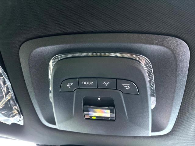 クラウンクロスオーバー Gアドバンスド・レザーパッケージ モデリスタエアロ デジタルインナーミラー セーフティセンス 純正12.3インチディスプレイオーディオ パノラミックビュー 黒革 メモリー付パワーシート シートベンチレーション 4眼LEDヘッド 禁煙(72枚目)