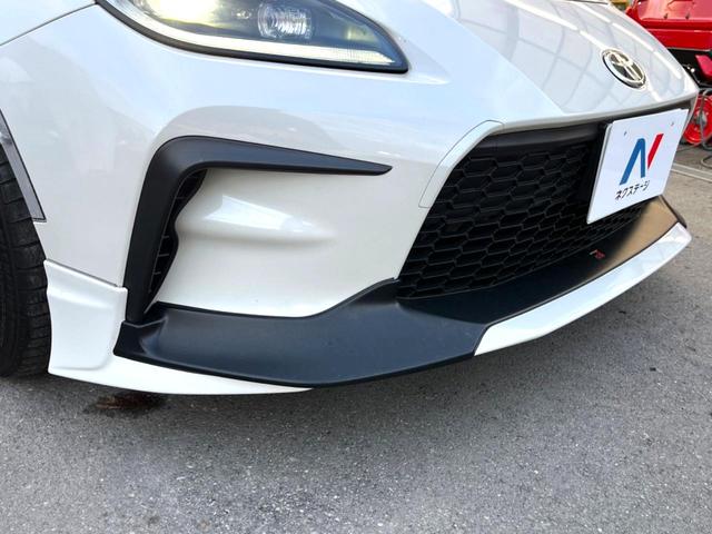 GR86 RZ MT GRフルエアロ GRスポーツマフラー GRトランクスポイラー RAYS製18インチAW 純正ナビ バックカメラ シートヒーター ハーフレザー クルーズコントロール 後方警戒支援 アルミペダル(3枚目)