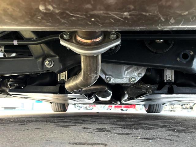 GR86 RZ MT GRフルエアロ GRスポーツマフラー GRトランクスポイラー RAYS製18インチAW 純正ナビ バックカメラ シートヒーター ハーフレザー クルーズコントロール 後方警戒支援 アルミペダル(20枚目)