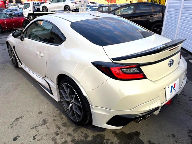 GR86 RZ MT GRフルエアロ GRスポーツマフラー GRトランクスポイラー RAYS製18インチAW 純正ナビ バックカメラ シートヒーター ハーフレザー クルーズコントロール 後方警戒支援 アルミペダル(35枚目)