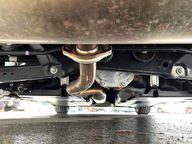 ＧＲ８６ ＲＺ　ＭＴ　ＧＲフルエアロ　ＧＲスポーツマフラー　純正ナビ　純正１８インチＡＷ　フルＬＥＤヘッド　シートヒーター　ハーフレザー　スポーツアルミペダル　クルーズコントロール　後側方警戒支援　ＥＴＣ　禁煙車（19枚目）