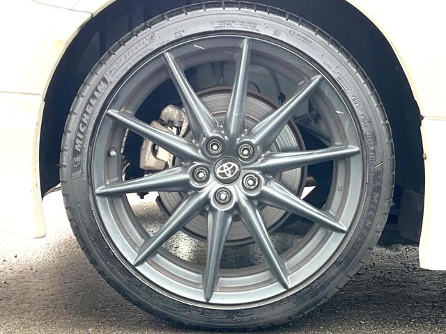 ＧＲ８６ ＲＺ　ＭＴ　ＧＲフルエアロ　ＧＲスポーツマフラー　純正ナビ　純正１８インチＡＷ　フルＬＥＤヘッド　シートヒーター　ハーフレザー　スポーツアルミペダル　クルーズコントロール　後側方警戒支援　ＥＴＣ　禁煙車（22枚目）