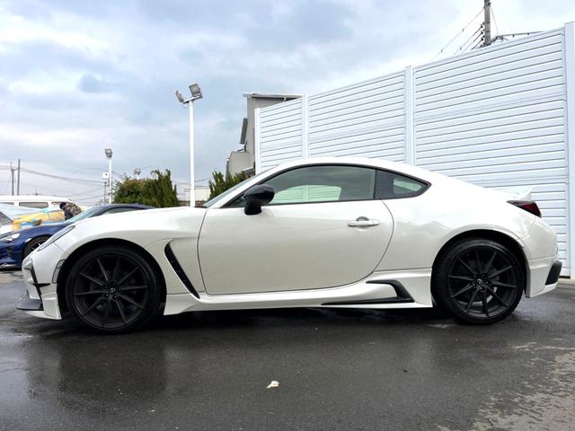 ＧＲ８６ ＲＺ　ＭＴ　ＧＲフルエアロ　ＧＲスポーツマフラー　純正ナビ　純正１８インチＡＷ　フルＬＥＤヘッド　シートヒーター　ハーフレザー　スポーツアルミペダル　クルーズコントロール　後側方警戒支援　ＥＴＣ　禁煙車（27枚目）