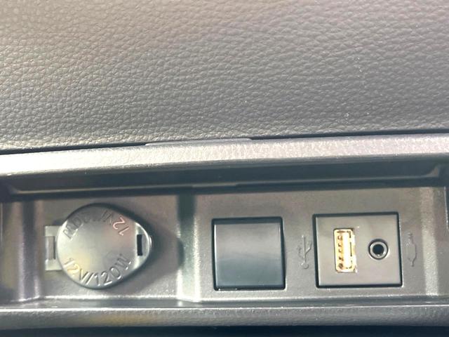 クラウンハイブリッド ＲＳアドバンス　ムーンルーフ　デジタルインナーミラー　黒革　ブラインドスポット　セーフティセンス　純正ナビ　パノラミックビュー　メモリー付パワーシート　シートベンチレーション　三眼ＬＥＤヘッド　純正１８インチＡＷ（63枚目）