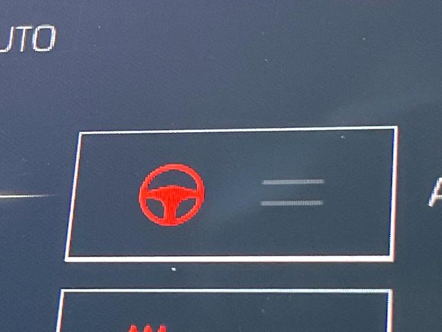 クラウンハイブリッド ＲＳアドバンス　ムーンルーフ　デジタルインナーミラー　黒革　ブラインドスポット　セーフティセンス　純正ナビ　パノラミックビュー　メモリー付パワーシート　シートベンチレーション　三眼ＬＥＤヘッド　純正１８インチＡＷ（72枚目）