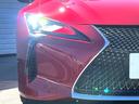 ＬＣ５００ｈ　Ｌパッケージ　マークレビンソン　純正ＯＰ２１インチＡＷ　パノラマルーフ　セーフティシステムプラス　セミアニリン革シート　パワーシート　純正１０．３インチナビ　バックカメラ　フルＬＥＤヘッド　革巻きステアリング　禁煙（25枚目）