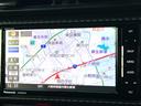 【ナビゲーション】目的地までしっかり案内してくれる使いやすいナビ。Bluetooth接続すればお持ちのスマホやMP3プレイヤーの音楽を再生可能!毎日の運転がさらに楽しくなります!!