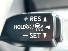 �ڥ졼�������롼������ȥ�����۹�®ƻϩ�Ǥ�Ĺ��Υ���Ԥ��ڤˡ�����ư��®�٤��ݤĥ��롼������ȥ����뤬�����ͷڸ������ƥ��Ϣ�Ȥ��������μ�ξ���Τ��Ƽִ֤��ݤĤ褦��®��Ĵ�ᤷ�Ƥ���ޤ����� 4