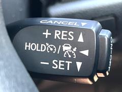 �ڥ졼�������롼������ȥ�����۹�®ƻϩ�Ǥ�Ĺ��Υ���Ԥ��ڤˡ�����ư��®�٤��ݤĥ��롼������ȥ����뤬�����ͷڸ������ƥ��Ϣ�Ȥ��������μ�ξ���Τ��Ƽִ֤��ݤĤ褦��®��Ĵ�ᤷ�Ƥ���ޤ����� 6