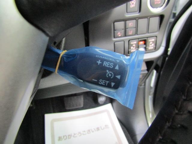 ZS 煌III LEDヘッドライト アイドリングストップ 両側パワースライドドア ライト付バニティミラー ABS ハーフレザーシート チルトステアリング シートリフター オートリトラミラー 16インチアルミ(18枚目)