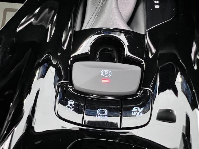 Ｃ－ＨＲ Ｇ　モード　ネロ　セーフティプラス　特別仕様車　全方位カメラ　ＴＶ　Ｂｌｕｅｔｏｏｔｈ　ＡｐｐｌｅＣａｒｐｌａｙ　ＥＴＣ　１オーナー　シートヒーター　ハーフレザーシート　ＬＥＤヘッドライト　クルーズコントロール　純正マット　ドアバイザー（15枚目）