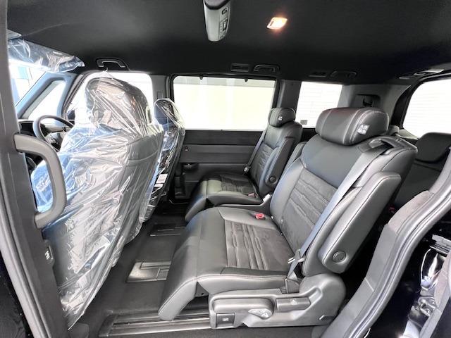 ステップワゴン ｅ：ＨＥＶスパーダ　プレミアムライン　登録済未使用車　１１．４型純正ナビ　マルチビューカメラ　前後席シートヒーター　全席ＵＳＢチャージャー　パワーバックドア　純正ドアバイザー　純正マットガード　両側パワースライドドア　ホンダセンシング（36枚目）