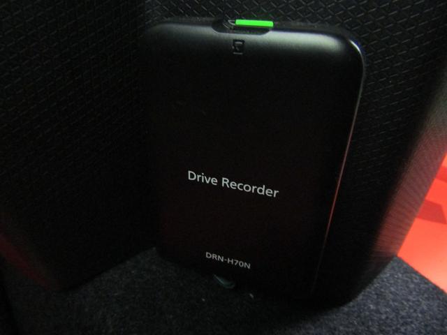 タント カスタムＲＳセレクション　ドラレコ　ＥＴＣ　フルセグ　ＤＶＤ　ブルートゥース　９インチナビ　Ｒクルーズ　オートリトラ　バックカメラ　両側電動ドア　スマートキー　オートライト　ＬＥＤヘッド　フォグ　ハーフレザー　シートヒーター（18枚目）