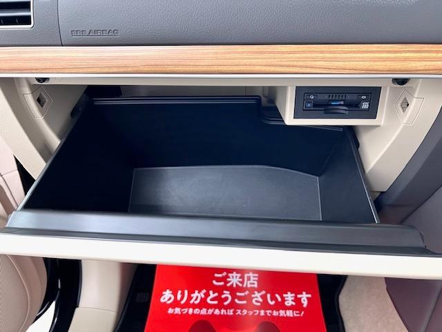 ランドクルーザープラド ＴＸ　Ｌパッケージ　マットブラックエディション　ベージュ革　ＭＯＰナビ　全方位カメラ　サンルーフ　寒冷地　リヤフォグランプ　ＢＳＭ　ＥＴＣ２．０　Ｂｌｕｅｔｏｏｔｈ　ＡｐｐｌｅＣａｒｐｌａｙ　トノカバー　ルーフレール　前後方衝突軽減　７人乗り（37枚目）