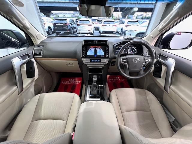 ランドクルーザープラド ＴＸ　Ｌパッケージ　マットブラックエディション　ベージュ革　ＭＯＰナビ　全方位カメラ　サンルーフ　寒冷地　リヤフォグランプ　ＢＳＭ　ＥＴＣ２．０　Ｂｌｕｅｔｏｏｔｈ　ＡｐｐｌｅＣａｒｐｌａｙ　トノカバー　ルーフレール　前後方衝突軽減　７人乗り（39枚目）