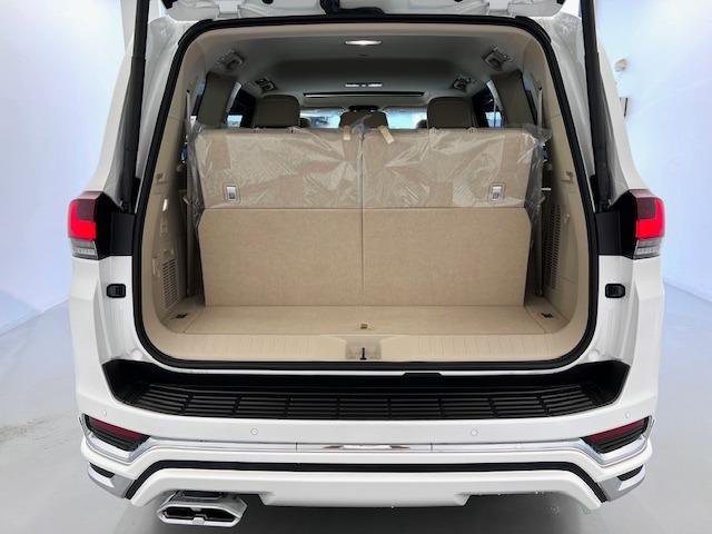 TOYOTA LAND CRUISER ZX | 2024 | PEARL WHITE | 474 km