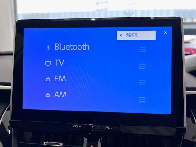 カローラクロス ハイブリッド　Ｚ　ＭＯＤＥＬＬＩＳＴＡエアロ　１０．５ＤＡ　全周囲カメラ　ＢＳＭ　パノラマルーフ　ＨＤＭＩ・ＵＳＢ　寒冷地仕様　アドバンストパーク　ＥＴＣ２．０　電動バックドア　リヤフォグランプ　純正フロアマット（9枚目）