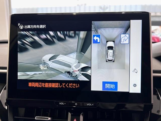 カローラクロス ハイブリッド　Ｚ　ＭＯＤＥＬＬＩＳＴＡエアロ　１０．５ＤＡ　全周囲カメラ　ＢＳＭ　パノラマルーフ　ＨＤＭＩ・ＵＳＢ　寒冷地仕様　アドバンストパーク　ＥＴＣ２．０　電動バックドア　リヤフォグランプ　純正フロアマット（13枚目）