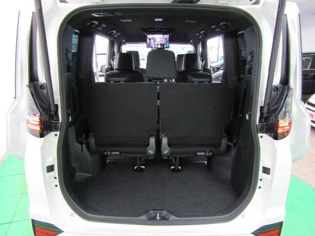 ヴォクシー ハイブリッドS-Z 登録済未使用車 トヨタチームメイト ETC2.0 全方位モニター 10.5インチナビ ユニバーサルステップ フリップD 両側電動ドア 17アルミ オートライト LEDヘッド ハーフレザー シートヒータ(11枚目)