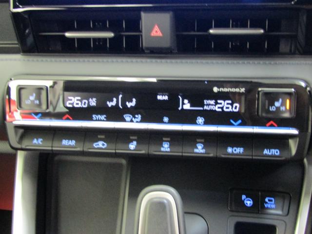 ヴォクシー ハイブリッドS-Z 登録済未使用車 トヨタチームメイト ETC2.0 全方位モニター 10.5インチナビ ユニバーサルステップ フリップD 両側電動ドア 17アルミ オートライト LEDヘッド ハーフレザー シートヒータ(16枚目)