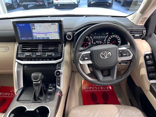 ランドクルーザー ＺＸ　ＪＢＬ　後席Ｍ　電動Ｒデフ　クルＢＯＸ　空気圧　寒冷地　ＭＯＤＥＬＬＩＳＴＡエアロ　サンルーフ　リヤエンター　ＭＯＰルーフレール　トノカバー　ＢＳＭ　ＨＵＤ　ＨＤＭＩ　Ｃａｒｐｌａｙ　登録済未使用車（2枚目）