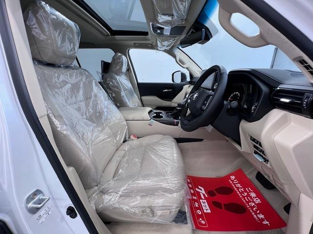 ランドクルーザー ＺＸ　ＪＢＬ　後席Ｍ　電動Ｒデフ　クルＢＯＸ　空気圧　寒冷地　ＭＯＤＥＬＬＩＳＴＡエアロ　サンルーフ　リヤエンター　ＭＯＰルーフレール　トノカバー　ＢＳＭ　ＨＵＤ　ＨＤＭＩ　Ｃａｒｐｌａｙ　登録済未使用車（4枚目）