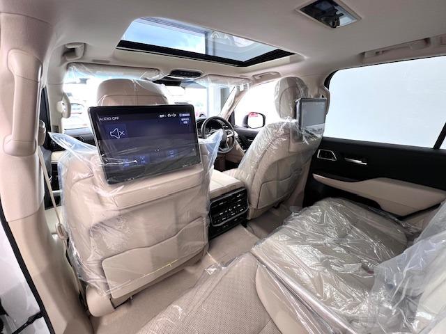 ランドクルーザー ＺＸ　ＪＢＬ　後席Ｍ　電動Ｒデフ　クルＢＯＸ　空気圧　寒冷地　ＭＯＤＥＬＬＩＳＴＡエアロ　サンルーフ　リヤエンター　ＭＯＰルーフレール　トノカバー　ＢＳＭ　ＨＵＤ　ＨＤＭＩ　Ｃａｒｐｌａｙ　登録済未使用車（42枚目）