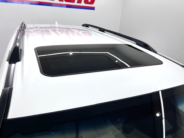 ランドクルーザー ＺＸ　ＪＢＬ　後席Ｍ　電動Ｒデフ　クルＢＯＸ　空気圧　寒冷地　ＭＯＤＥＬＬＩＳＴＡエアロ　サンルーフ　リヤエンター　ＭＯＰルーフレール　トノカバー　ＢＳＭ　ＨＵＤ　ＨＤＭＩ　Ｃａｒｐｌａｙ　登録済未使用車（61枚目）