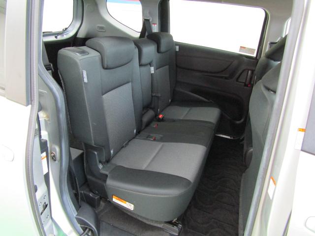 シエンタ ファンベースＧ　ＴＳＳ　ＥＴＣ　ＳＤナビ　ワンセグ　ＣＤ　Ｂｌｕｅｔｏｏｔｈ　ソナー　ＵＳＢ　Ａストップ　パーキングブレーキＳ　両側電動ドア　スマートキー　Ｐスタート　シートリフター　オートリトラ　オートハイビーム（9枚目）