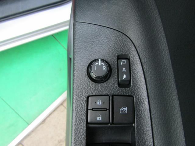 シエンタ ファンベースＧ　ＴＳＳ　ＥＴＣ　ＳＤナビ　ワンセグ　ＣＤ　Ｂｌｕｅｔｏｏｔｈ　ソナー　ＵＳＢ　Ａストップ　パーキングブレーキＳ　両側電動ドア　スマートキー　Ｐスタート　シートリフター　オートリトラ　オートハイビーム（29枚目）