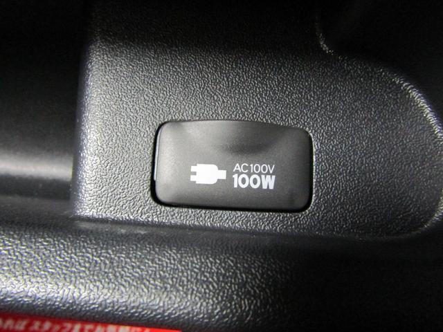 ハイエースバン ロングスーパーGL ダークプライムS 登録済未使用車 4WD 寒冷地仕様 TSS SDナビ フルセグ DVD Aモニター Dインナーミラー 100V電源 ETC スマートキー オートライト LEDヘッド ハーフレザー 両側電動ドア(15枚目)