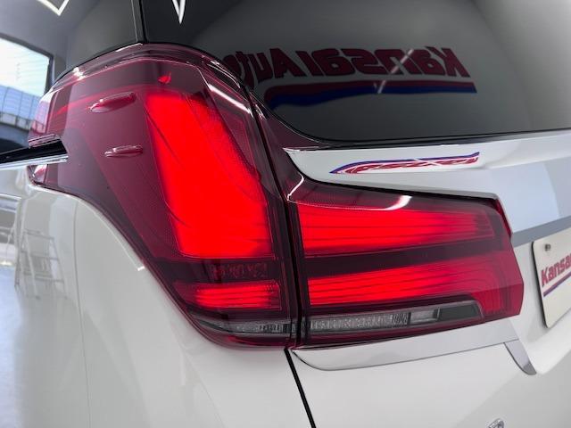 アルファード ２．５Ｓ　Ｃパッケージ　ＭＯＤＥＬＬＩＳＴＡエアロ・マフラー　サンルーフ　デジタルミラー　ＢＳＭ　後席モニター　純正ナビ　ＴＶ　Ｃａｒｐｌａｙ　スペアタイヤ　ＥＴＣ　ドラレコ　両側パワースライド　パワーバックドア　１オーナー（67枚目）