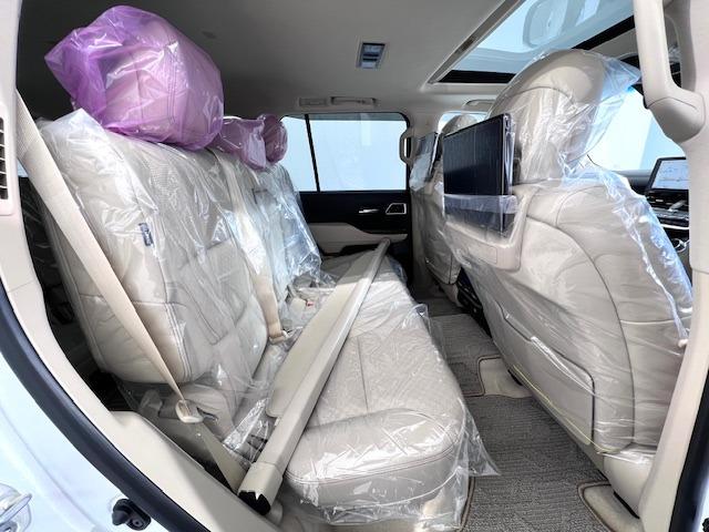 ランドクルーザー ＺＸ　ＪＢＬ　リヤエンター　電動リヤデフ　クールＢＯＸ　空気圧センサー　トノカバー　寒冷地　ルーフレール　ＭＯＤＥＬＬＩＳＴＡエアロ　純正フロアマット・ドアバイザー　ＥＴＣ２．０　ＢＳＭ　ＨＵＤ　サンルーフ（5枚目）