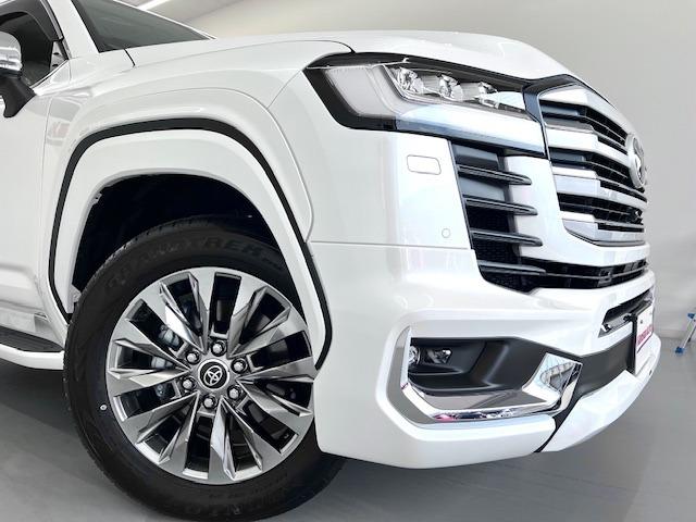 ランドクルーザー ＺＸ　ＪＢＬ　リヤエンター　電動リヤデフ　クールＢＯＸ　空気圧センサー　トノカバー　寒冷地　ルーフレール　ＭＯＤＥＬＬＩＳＴＡエアロ　純正フロアマット・ドアバイザー　ＥＴＣ２．０　ＢＳＭ　ＨＵＤ　サンルーフ（62枚目）