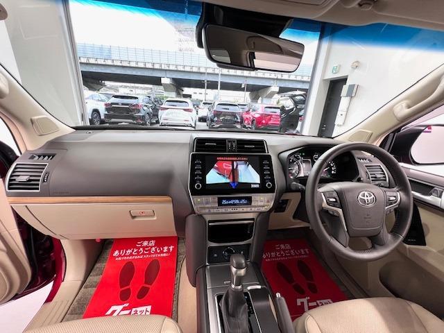 ランドクルーザープラド ＴＸ　Ｌパッケージ　ベージュ革　全方位カメラ　ＢＳＭ　ＥＴＣ２．０　ＴＲＤエアロ　リヤスポイラー　１９インチＡＷ　トノカバー　ＭＯＰルーフレール　前後方衝突軽減ブレーキ　純正フロアマット・バイザー（31枚目）